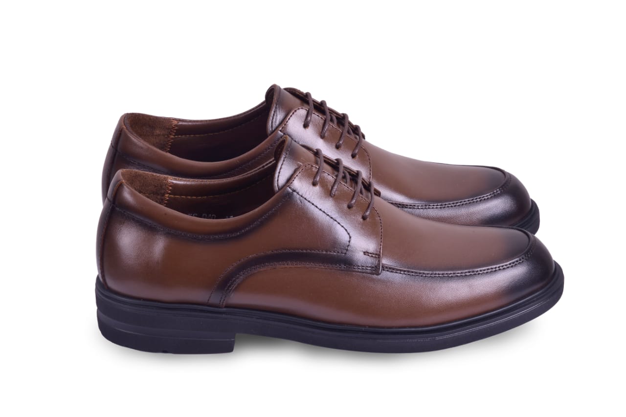 حذاء عصري فاخر – أناقة وراحة مثالية